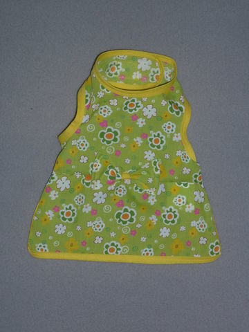 MODELO VESTIDO VERDE-TAMBIEN EN 
AZUL FLORES 
TALLAS CH $ 150 M $ 160 G $ 170 XG $ 180 XXG $ 200